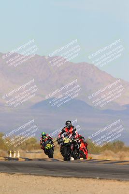 media/Feb-08-2025-CVMA (Sat) [[fcc6d2831a]]/Race 11-Amateur Supersport Open/